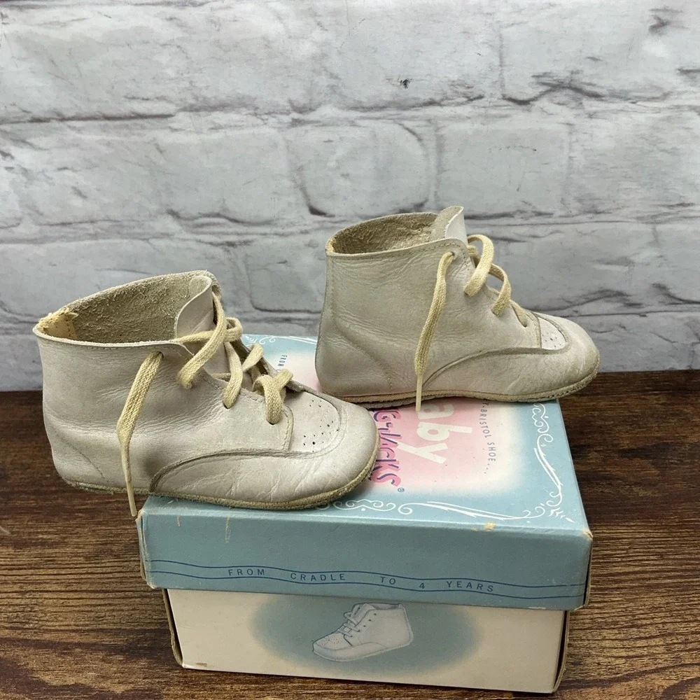 Vintage Wee Walker Baby Shoes Size 3b White 102 Leather 1960 W Box Receipt Socks
